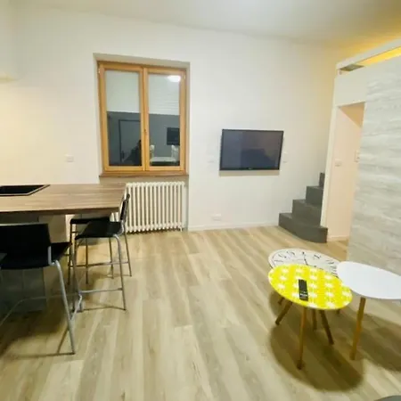 T2 Neuf Pour 4 Pers , Bien Place Et Parking Gratuit Apartment