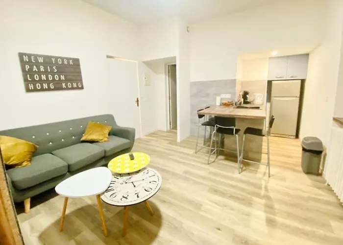 Apartment T2 Neuf Pour 4 Pers , Bien Place Et Parking Gratuit *